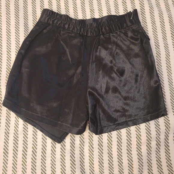 Handmade black formal skort - Picture 5 of 7